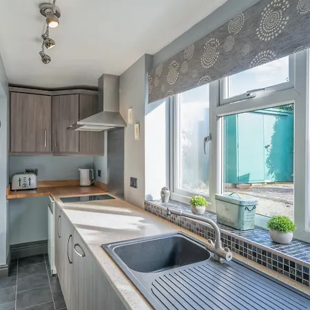 L'al Cottage, Sockbridge